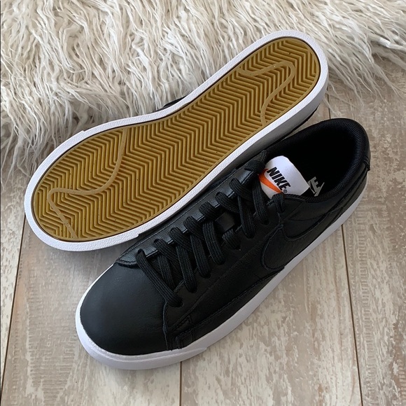 NWT Nike Blazer low leather black - Picture 9 of 9